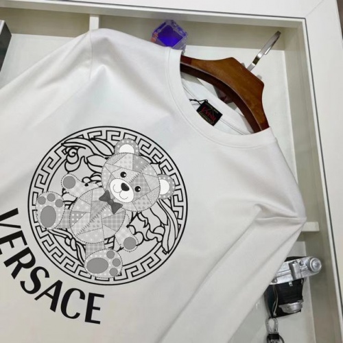 Replica Versace T-Shirts Long Sleeved For Men #962554 $38.00 USD for Wholesale