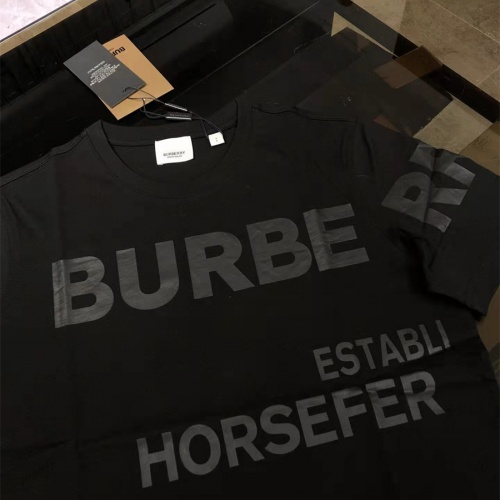 Replica Burberry T-Shirts Short Sleeved For Women #962610 $42.00 USD for Wholesale