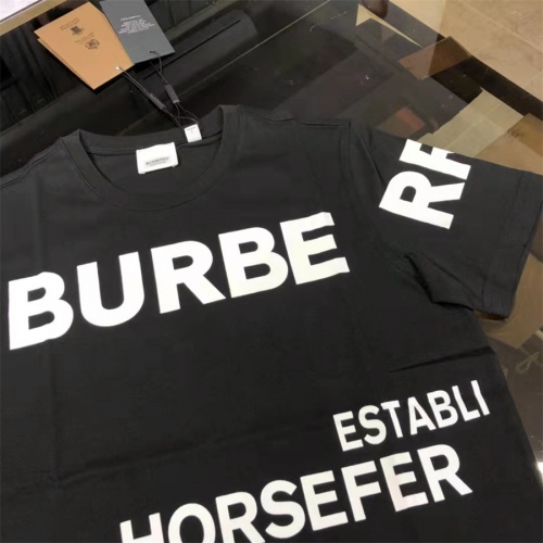 Replica Burberry T-Shirts Short Sleeved For Women #962611 $42.00 USD for Wholesale