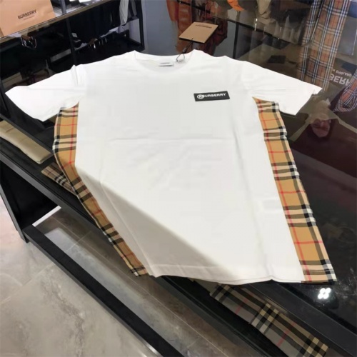 Replica Burberry T-Shirts Short Sleeved For Women #962646 $45.00 USD for Wholesale