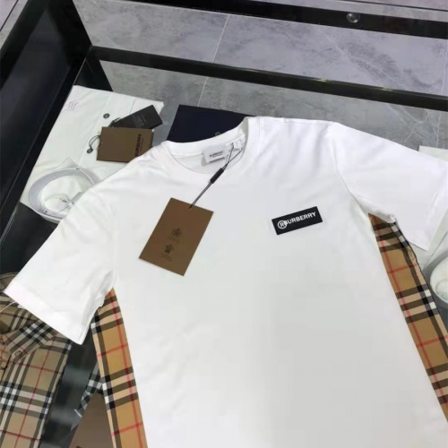Replica Burberry T-Shirts Short Sleeved For Women #962646 $45.00 USD for Wholesale