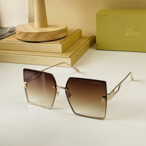 Burberry AAA Quality Sunglasses #962844