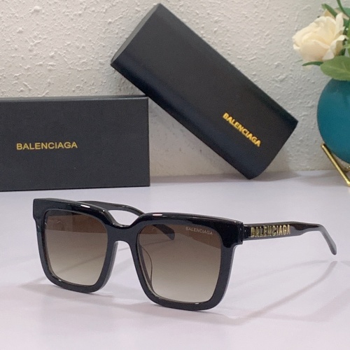 Balenciaga AAA Quality Sunglasses #962851