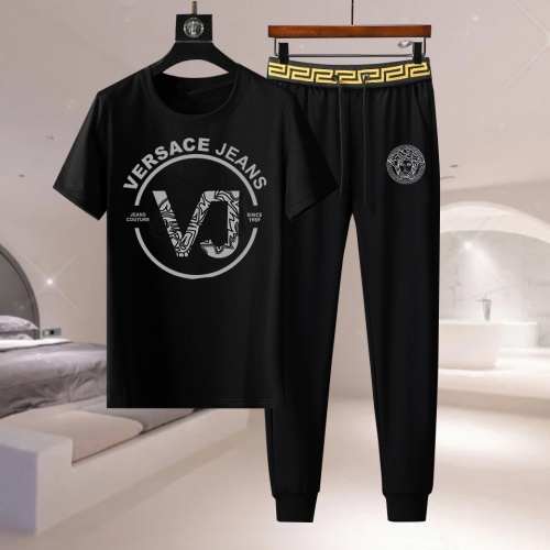 Versace Tracksuits Short Sleeved For Men #962895