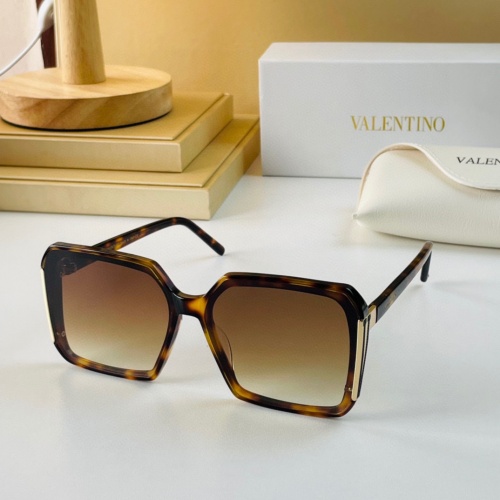 Valentino AAA Quality Sunglasses #963160