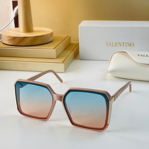 Valentino AAA Quality Sunglasses #963161