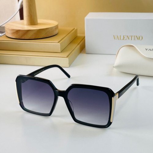 Valentino AAA Quality Sunglasses #963164