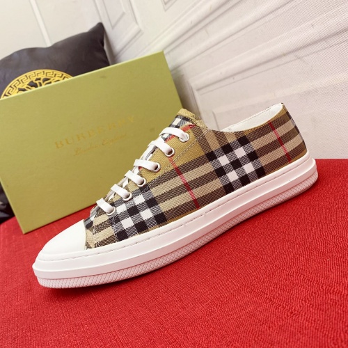 Replica Burberry Casual Shoes For Men #963615 $68.00 USD for Wholesale