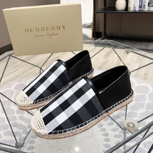 Burberry Casual Shoes For Men #963728