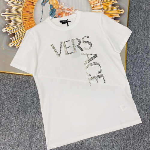 Versace T-Shirts Short Sleeved For Unisex #963867