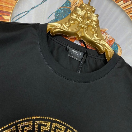 Replica Versace T-Shirts Short Sleeved For Unisex #963872 $60.00 USD for Wholesale