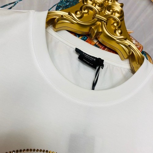 Replica Versace T-Shirts Short Sleeved For Unisex #963873 $60.00 USD for Wholesale