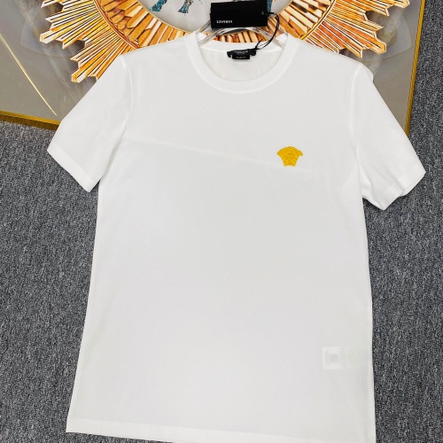 Versace T-Shirts Short Sleeved For Unisex #963887