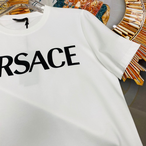 Replica Versace T-Shirts Short Sleeved For Unisex #963896 $60.00 USD for Wholesale