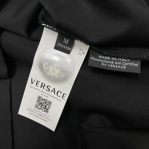 Replica Versace T-Shirts Short Sleeved For Unisex #963897 $60.00 USD for Wholesale