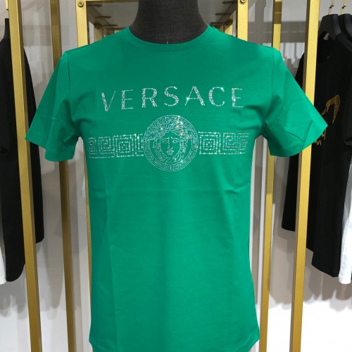 Replica Versace T-Shirts Short Sleeved For Unisex #963898 $60.00 USD for Wholesale