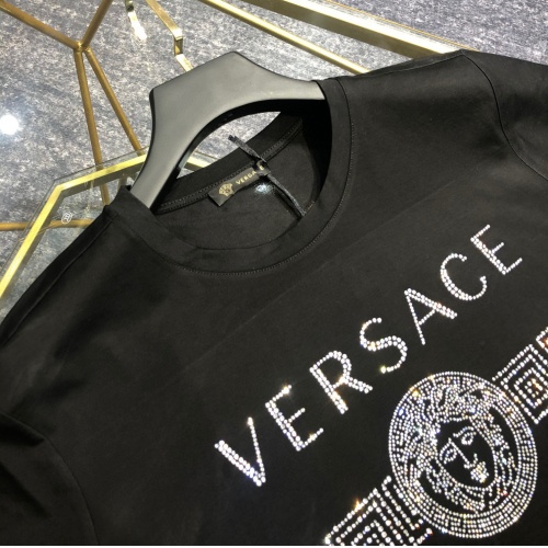 Replica Versace T-Shirts Short Sleeved For Unisex #963900 $60.00 USD for Wholesale