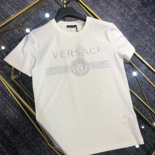 Versace T-Shirts Short Sleeved For Unisex #963901