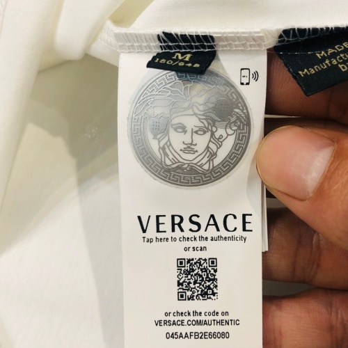 Replica Versace T-Shirts Short Sleeved For Unisex #963901 $60.00 USD for Wholesale