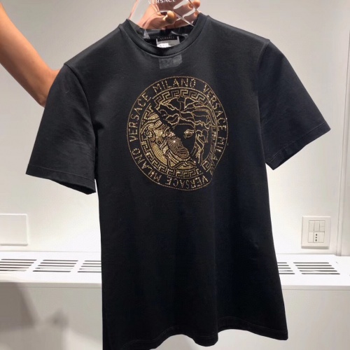 Replica Versace T-Shirts Short Sleeved For Unisex #963903 $60.00 USD for Wholesale