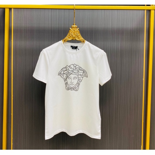 Versace T-Shirts Short Sleeved For Unisex #963914