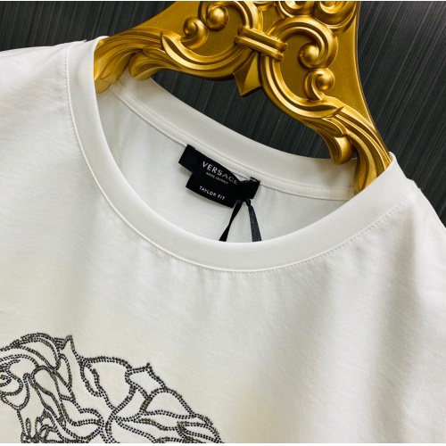 Replica Versace T-Shirts Short Sleeved For Unisex #963914 $60.00 USD for Wholesale
