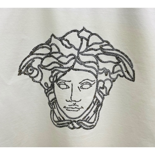 Replica Versace T-Shirts Short Sleeved For Unisex #963914 $60.00 USD for Wholesale