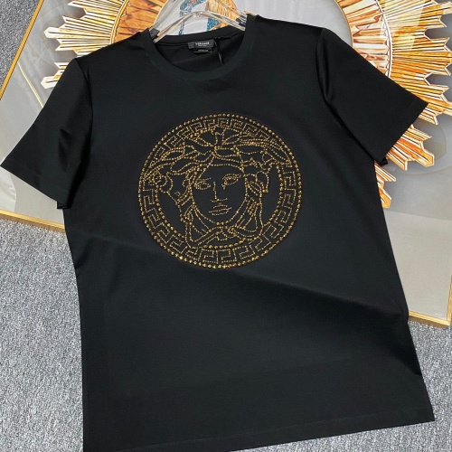 Versace T-Shirts Short Sleeved For Unisex #963930