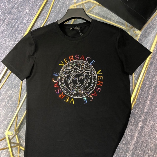 Versace T-Shirts Short Sleeved For Unisex #963939