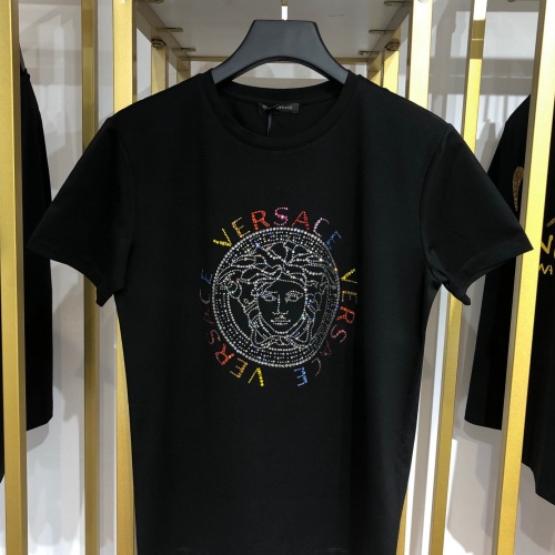 Replica Versace T-Shirts Short Sleeved For Unisex #963939 $64.00 USD for Wholesale