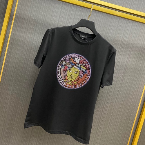 Versace T-Shirts Short Sleeved For Unisex #963941