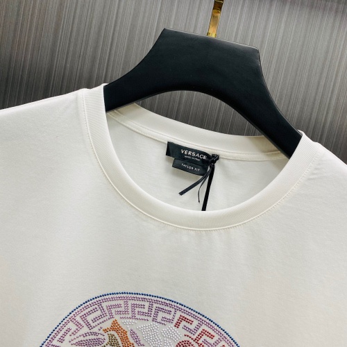 Replica Versace T-Shirts Short Sleeved For Unisex #963942 $64.00 USD for Wholesale