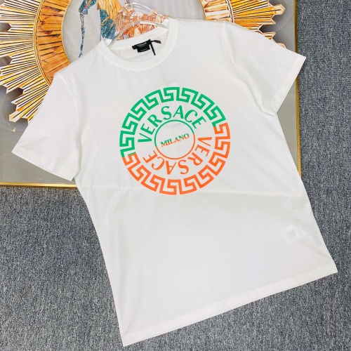 Versace T-Shirts Short Sleeved For Unisex #963947