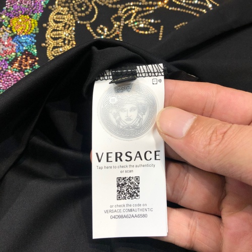 Replica Versace T-Shirts Short Sleeved For Unisex #963949 $64.00 USD for Wholesale