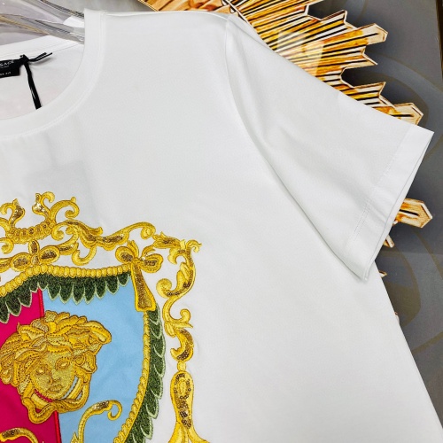 Replica Versace T-Shirts Short Sleeved For Unisex #963968 $68.00 USD for Wholesale