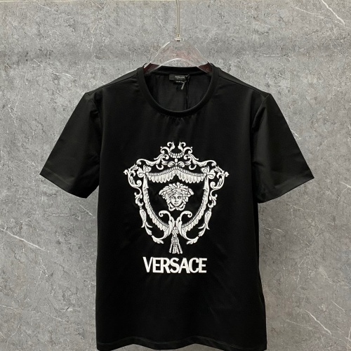 Versace T-Shirts Short Sleeved For Unisex #963970