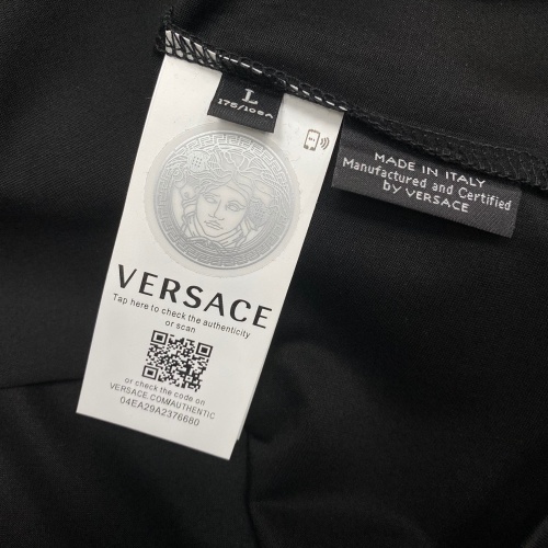 Replica Versace T-Shirts Short Sleeved For Unisex #963973 $68.00 USD for Wholesale