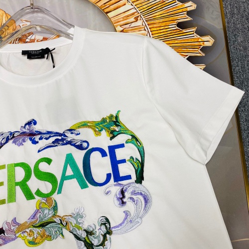 Replica Versace T-Shirts Short Sleeved For Unisex #963974 $68.00 USD for Wholesale