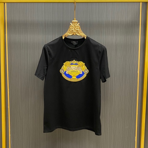 Versace T-Shirts Short Sleeved For Unisex #963976