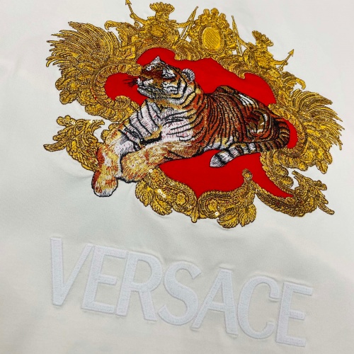 Replica Versace T-Shirts Short Sleeved For Unisex #963995 $68.00 USD for Wholesale