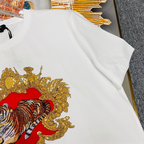 Replica Versace T-Shirts Short Sleeved For Unisex #963995 $68.00 USD for Wholesale