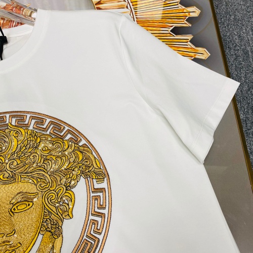 Replica Versace T-Shirts Short Sleeved For Unisex #964000 $68.00 USD for Wholesale