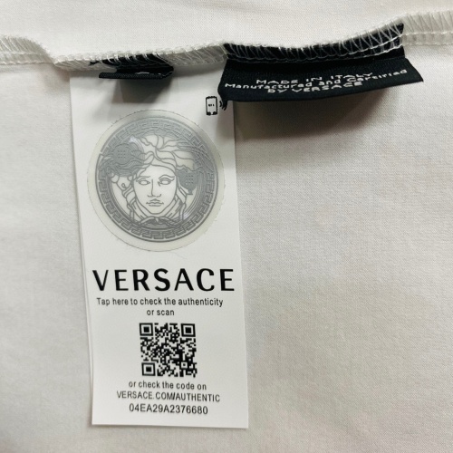 Replica Versace T-Shirts Short Sleeved For Unisex #964003 $68.00 USD for Wholesale