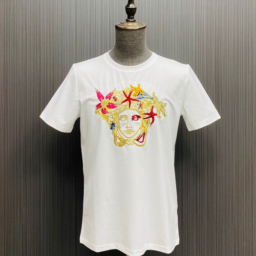 Replica Versace T-Shirts Short Sleeved For Unisex #964003 $68.00 USD for Wholesale