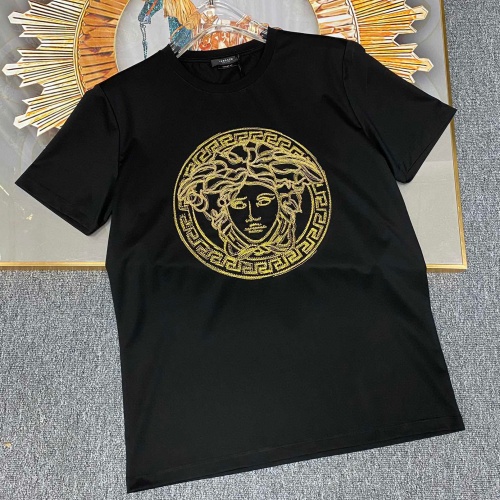 Versace T-Shirts Short Sleeved For Unisex #964009