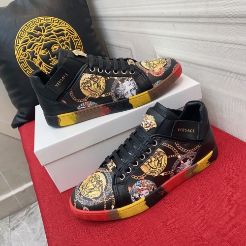 Replica Versace Casual Shoes For Men #964153 $76.00 USD for Wholesale