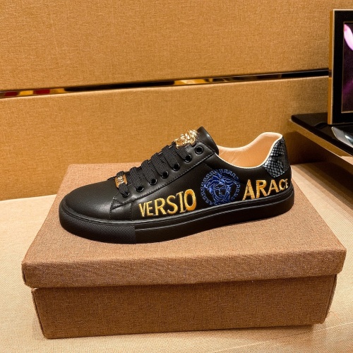 Replica Versace Casual Shoes For Men #964203 $72.00 USD for Wholesale