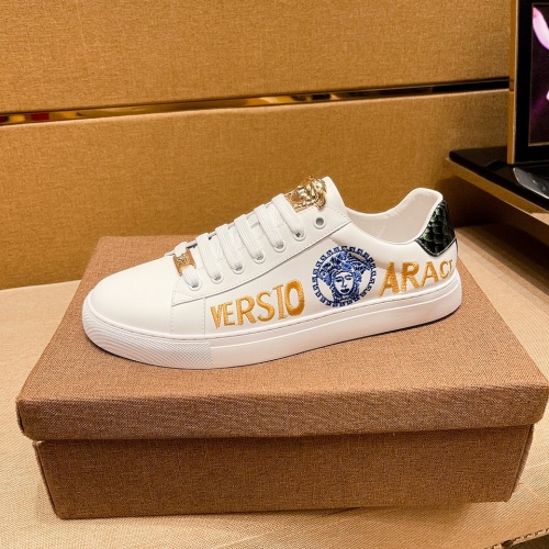 Replica Versace Casual Shoes For Men #964204 $72.00 USD for Wholesale