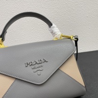 $102.00 USD Prada AAA Quality Messeger Bags For Women #951366