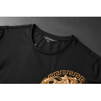 $64.00 USD Versace Tracksuits Short Sleeved For Men #951441